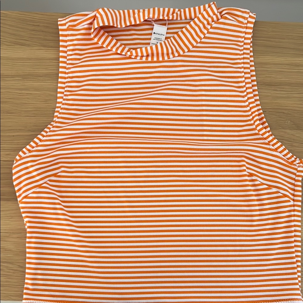 Athleta Ribbed Stripe Crop Rashguard size S
